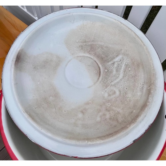 Rustic Vintage White and Red Enamelware Lidded Stock Pot, Large Container - Picture 8 of 10